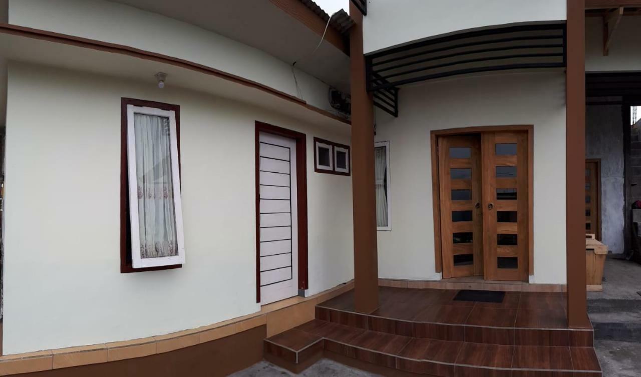 Bromo Deddy Homestay Exterior photo